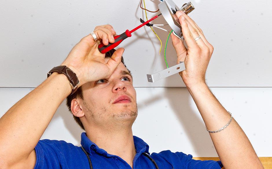 électricien devis gratuit Louvres